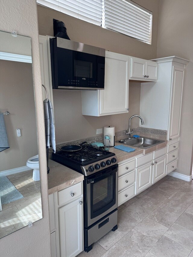 スタジオ イン クワイエット ゲーテッド SFR コミュニティ