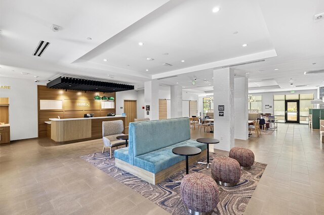 ホーム2 スイーツ バイ ヒルトン リバーサイド ダウンタウン