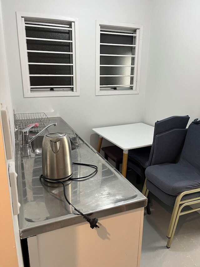 3 シングル アンド 2 ソファ ベッド スタジオ スイート 7