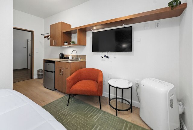 リトル イタリー イン - リミテッド サービス アパート ホテル