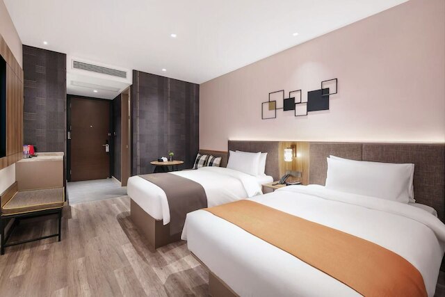 Home Selection Hangzhou Xihu Hubin Yintai i77 Store