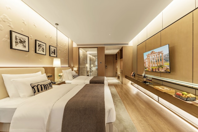 Yes Rustic Luxury Rome Art Hotel