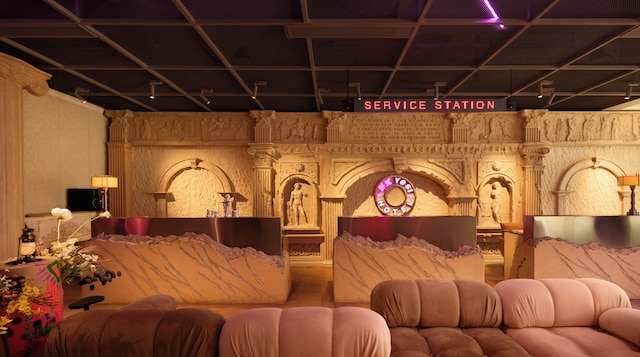 Yes Rustic Luxury Rome Art Hotel