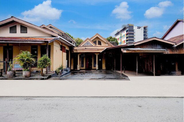 ホテル O バリクパパン ニア タマン ベルアン マドゥ フォーマリー パーム カフェ イン