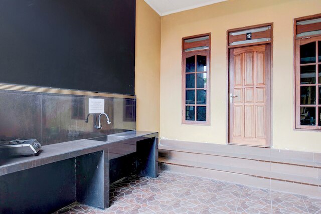 ホテル O バリクパパン ニア タマン ベルアン マドゥ フォーマリー パーム カフェ イン