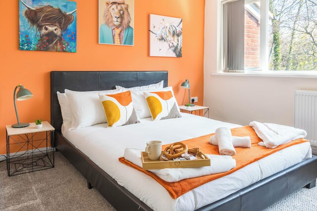 スペーシャス 4ベッド, フリー パーキング, ショート オア ロング ステイズ