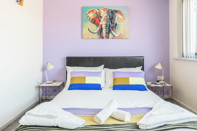 スペーシャス 4ベッド, フリー パーキング, ショート オア ロング ステイズ