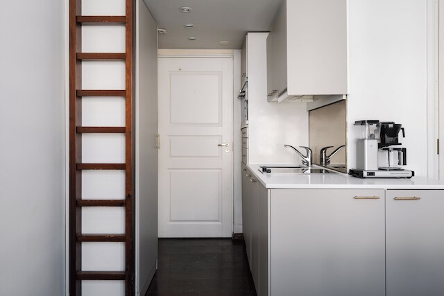 コンパクト スタジオ アパートメント イン ザ ヘルシンキ シティ