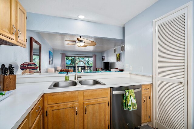 ビッグ アイランド ロイヤル カヒリ A404 2 ベッドルーム コンド