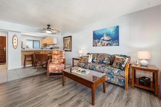 ビッグ アイランド ロイヤル カヒリ A404 2 ベッドルーム コンド