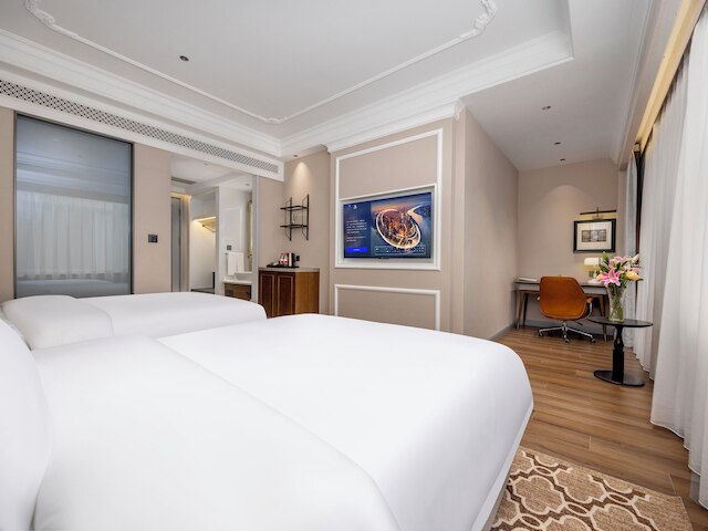 Jinsong Shuangjing Subway Station