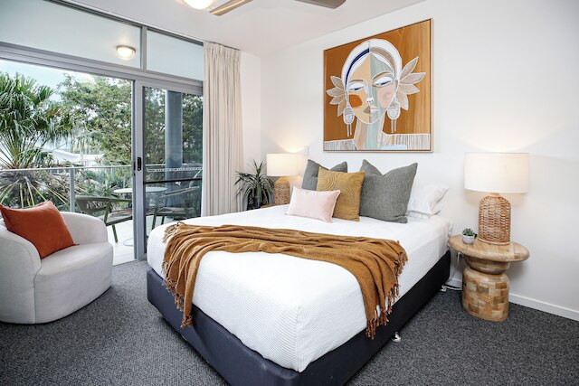 ラグジュアリー ケアンズ ステイ ウィズ プール アンド BBQ