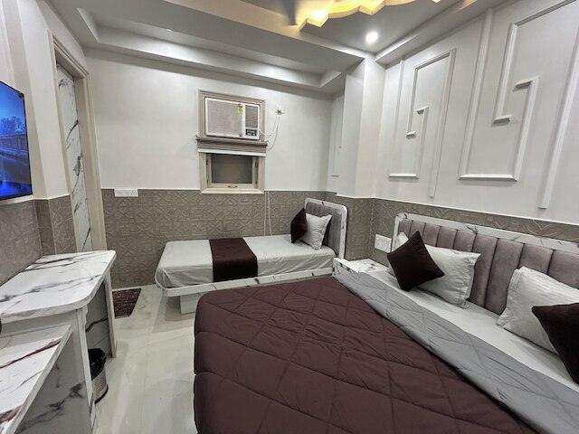 ホテル シュリー グル