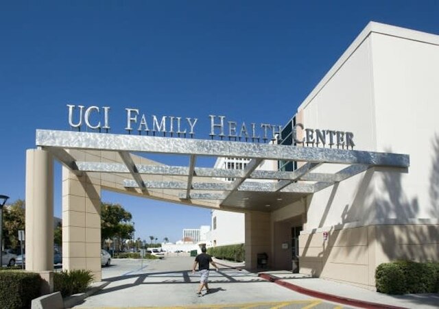 シック ニューヨーク スタイル 10 ミニッツ トゥ SNA ディズニーランド