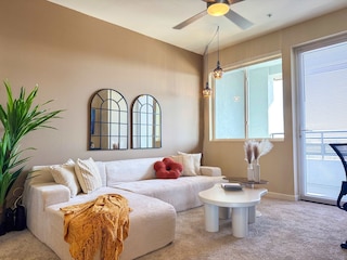 スタイリッシュ ゲッタウェイ ウィズ プール ジム パーキング 10 分 トゥ シダー