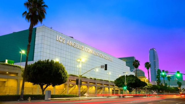 モダン コンフォート ウィズ プール ジム パーキング 10 分 トゥ シダーズ