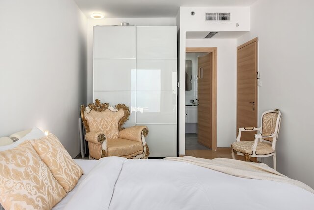 ネベ ツェデク パノラマ ステイ バイ シー アンド レント