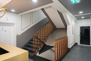 ネイティブ アパートメンツ ドゥウガ 24