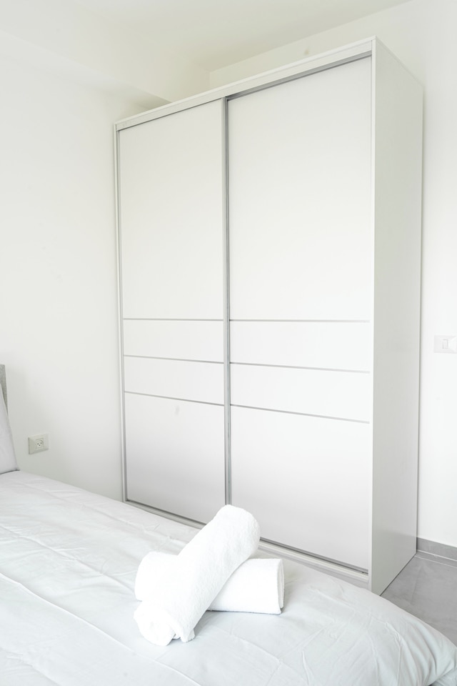 シー ビューズ & シティ バイブス オン ソコロフ