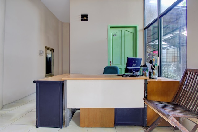 ホテル O スマラン ニア バンダラ アフマド ヤニ フォーマリー ルマ チェリア