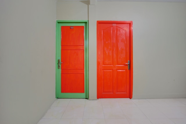 ホテル O スマラン ニア バンダラ アフマド ヤニ フォーマリー ルマ チェリア