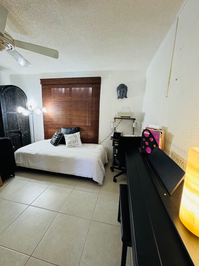 プラザ マドリード コージー アパートメント