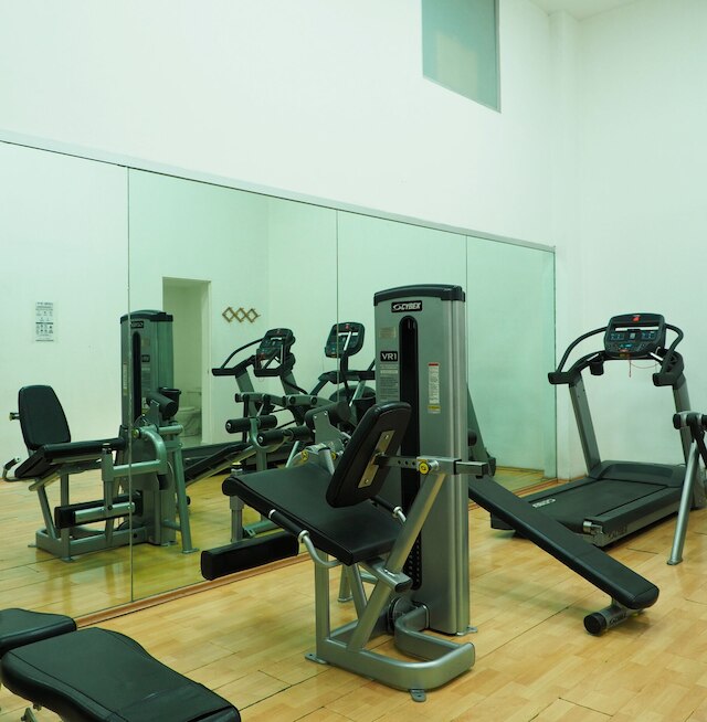 トーレ セビリア バイ ザ ローカル ウェイ