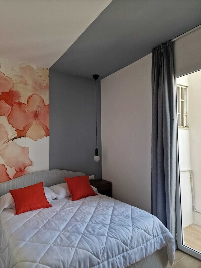 インカミング ルーフ ボビオ