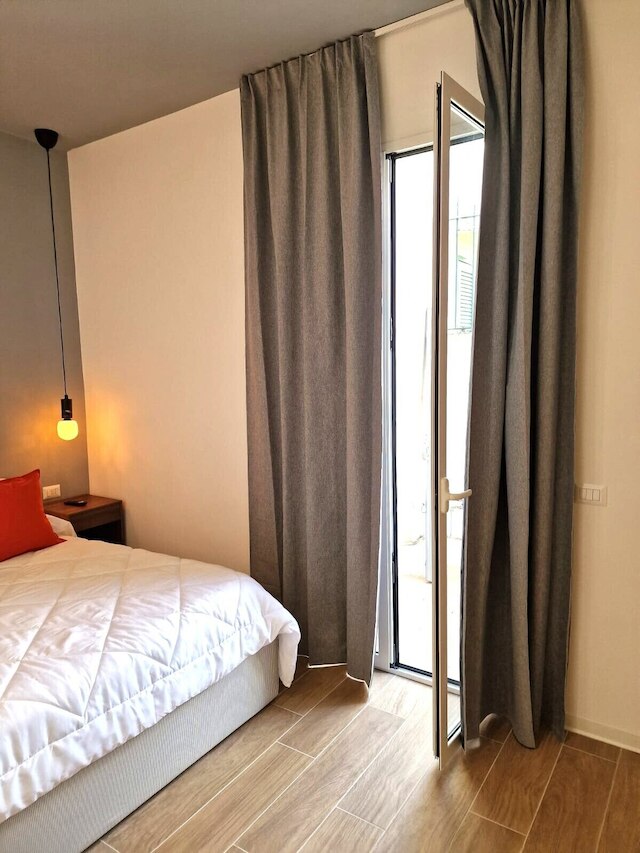 インカミング ルーフ ボビオ