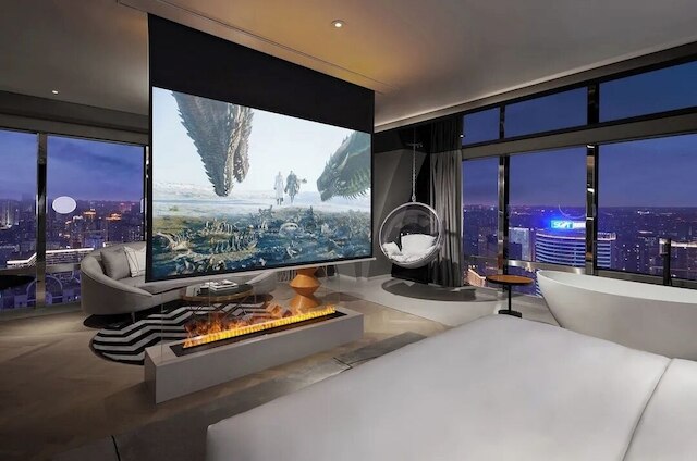 ISEYASHIYEGAOKONGJIUDIAN