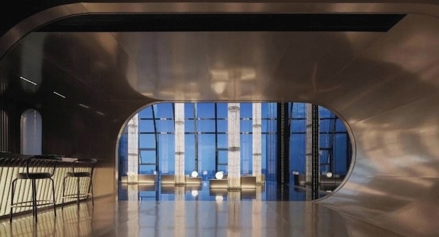 ISEYASHIYEGAOKONGJIUDIAN