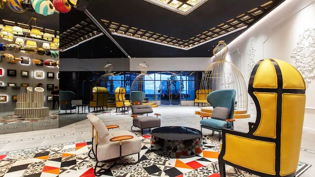 ヒーローズ ホーム 8パックス ニア サブウェイ ステーション