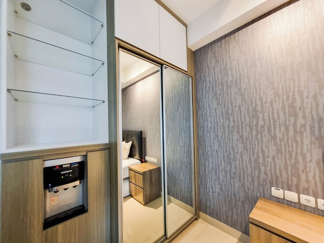 コージー アンド ナイス スタジオ アット スチューデント キャッスル ヨグヤカルタ アパートメント