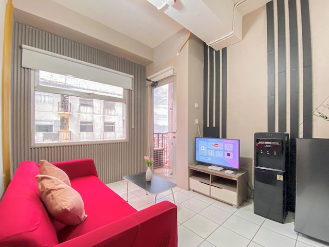 スペーシャス 1 ベッドルーム アット グランド アジア アフリカ アパートメント