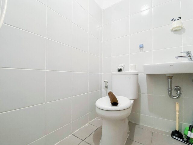 シンプル アンド コンフィー スタジオ アパートメント コルドバ エデュパートメント セマラン