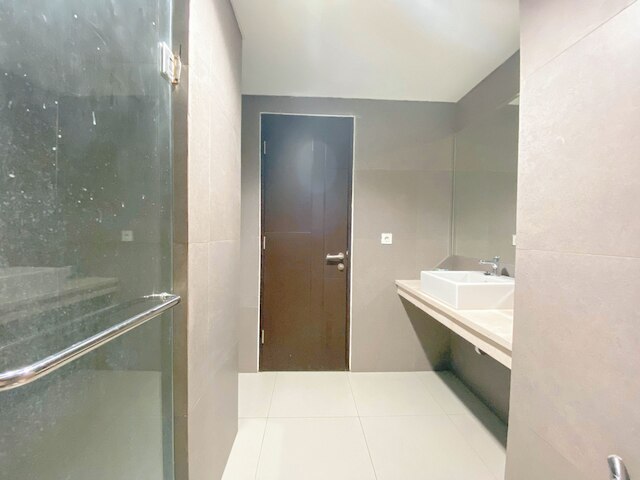 コンフォータブル アンド タイディ 1 ベッドルーム パトラランド アマルタ アパートメント