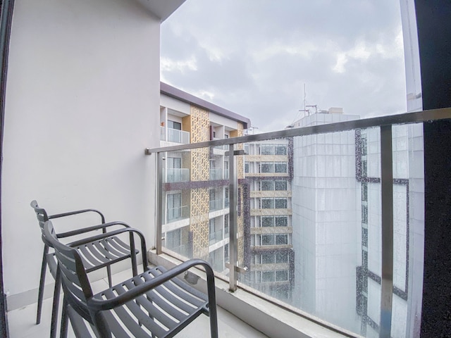 グッド アンド コンフィー スタジオ アット パトラランド アマルタ アパートメント