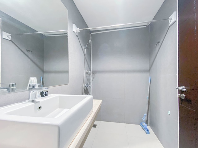 グッド アンド コンフィー スタジオ アット パトラランド アマルタ アパートメント