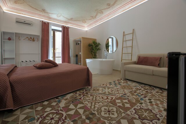 マッシモ ルームズ & スイート