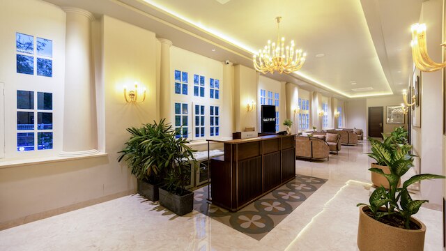 ソルトステイズ オートグラフ コノート プレイス