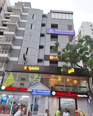 ホテル ラグジュアリーイン