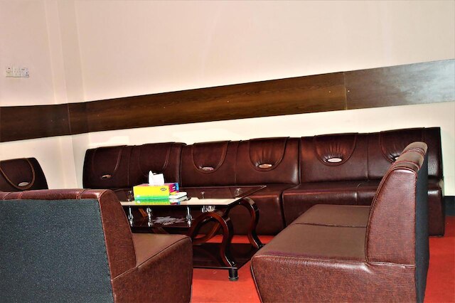 ホテル ラグジュアリーイン