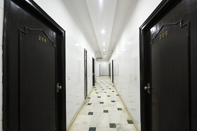 ファブホテル デリー ダルバール