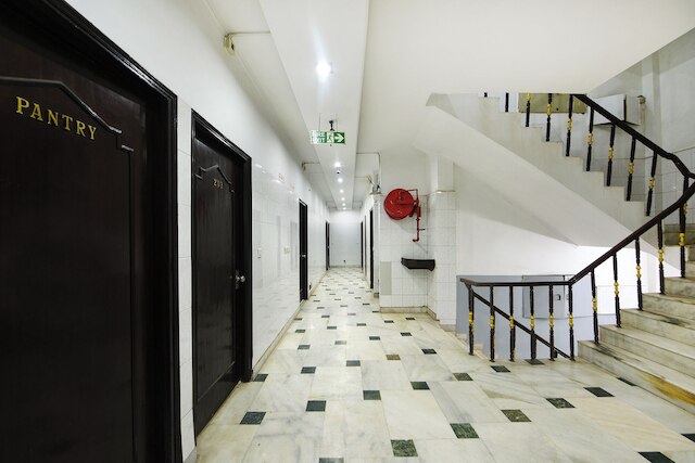 ファブホテル デリー ダルバール