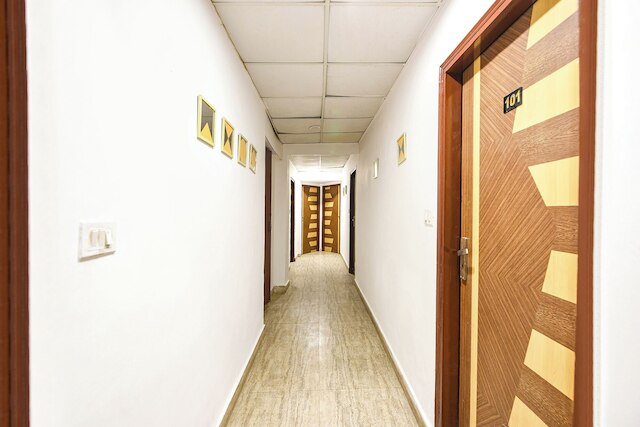 ファブホテル クリシュナ レジデンシー