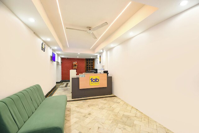 ファブホテル クリシュナ レジデンシー