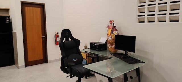 クブナク サヌール バリ