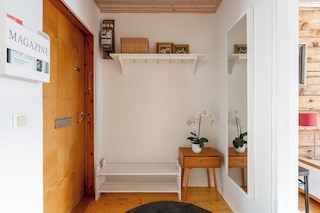 ラブリー 1 ベッドルーム アパートメント イン カーム ネイバーフッド