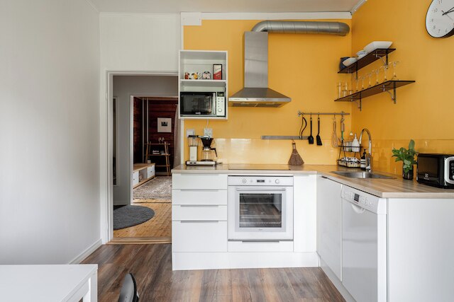 ラブリー 1 ベッドルーム アパートメント イン カーム ネイバーフッド