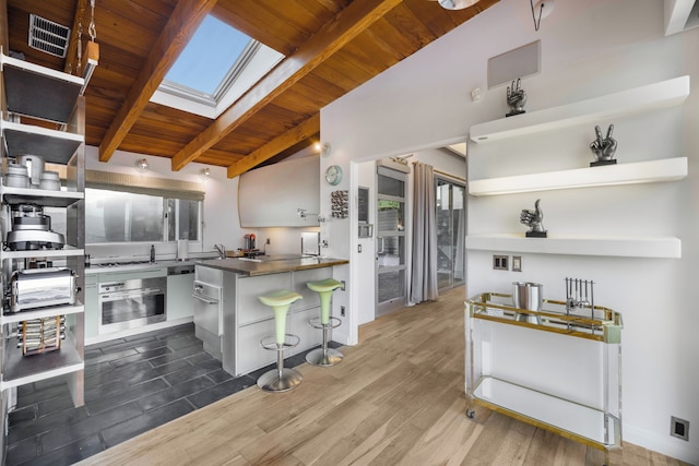 マルホランド ビュー - ミッドセンチュリー モダン エスケープ ウィズ インフィニティ プール